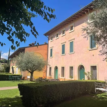 Casa Del Borgo *