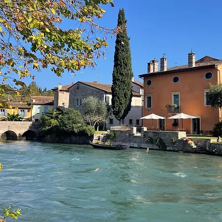 Lägenhet Casa Del Borgo